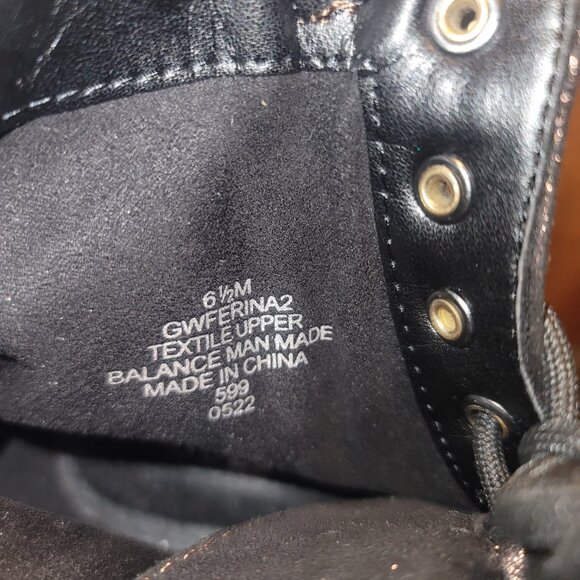 GUESS Chunky Combat Boots – Perfect Fall Staple - Size 6.5 - Picture 10 of 10